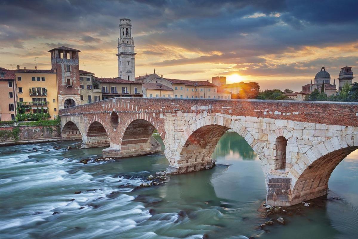 Arena - Verona Centro - Appartamento Elegante المظهر الخارجي الصورة